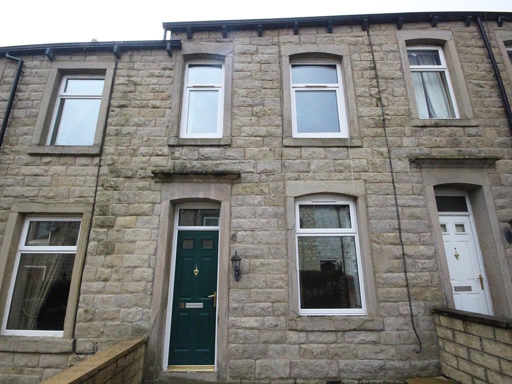 2 bedroom mid terrace house Let Agreed in Barnoldswick - 2016-04-06 09.06.13.jpg